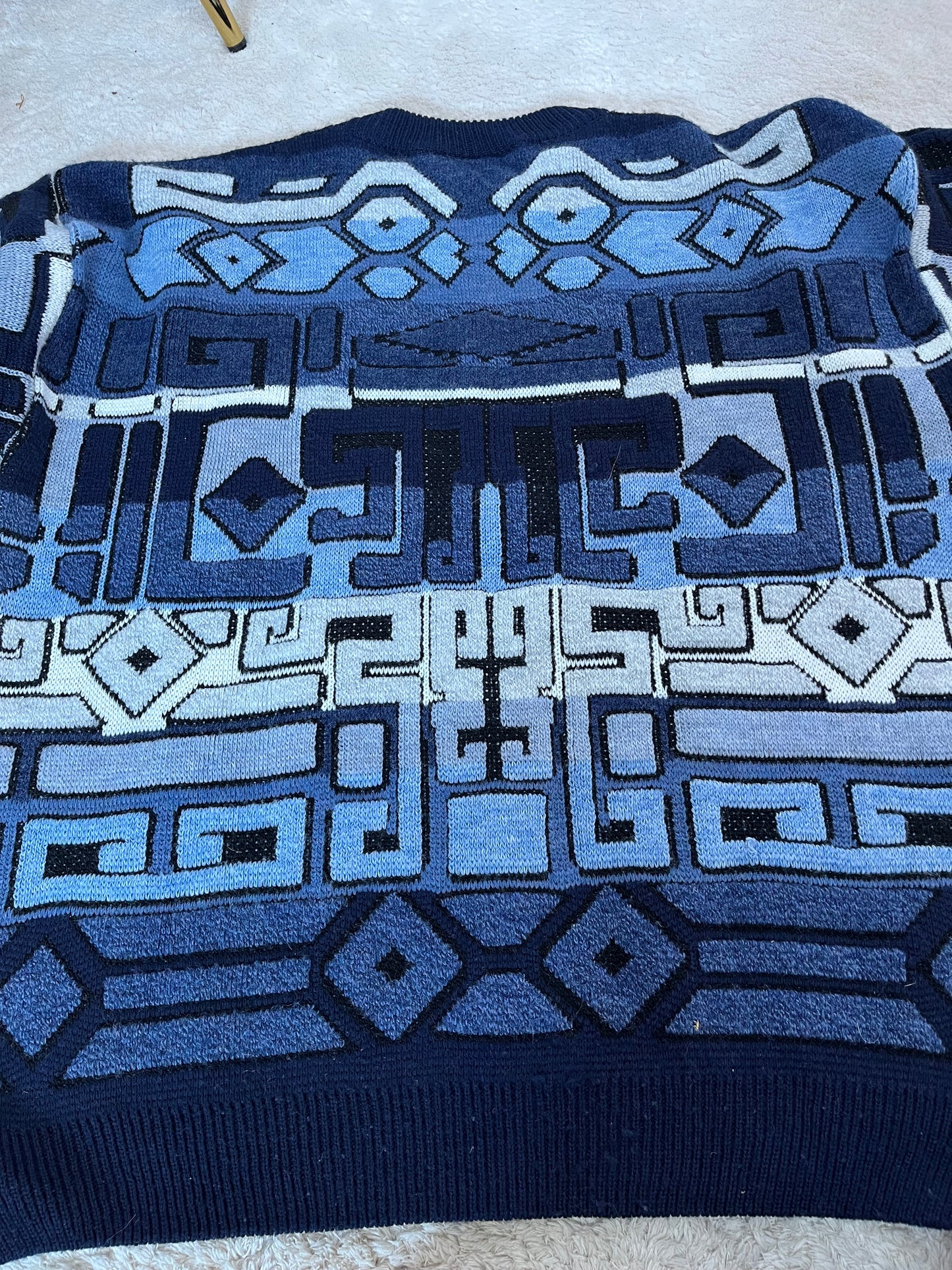 Pull vintage à motifs