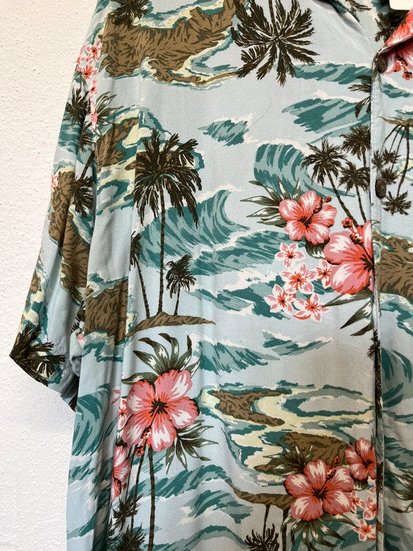 Chemisette hawaïenne à fleurs