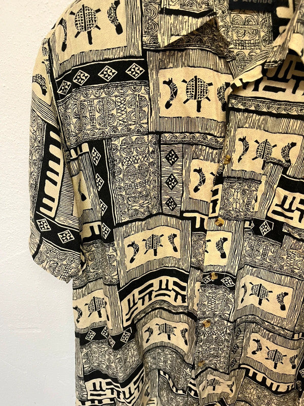 Chemisette vintage motifs tortue