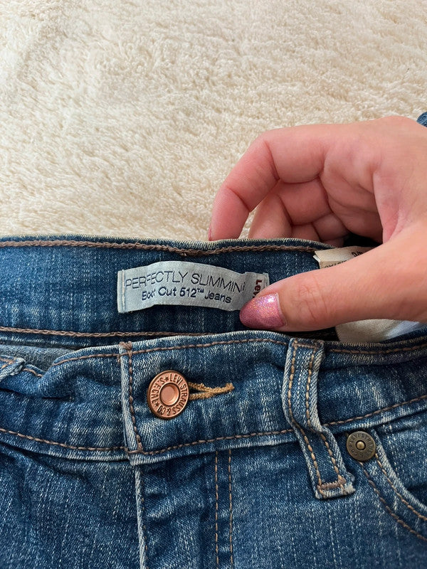 Levis perfectly slimming bootcut 512 W29/L30