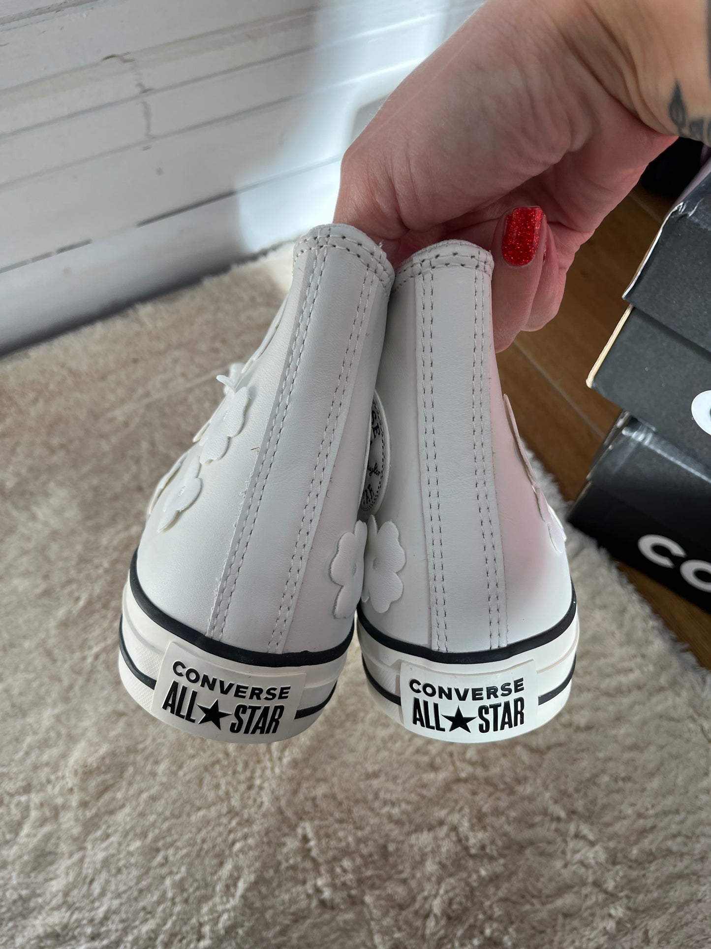 Converse Chuck Taylor All Star Hi fleuries en cuir