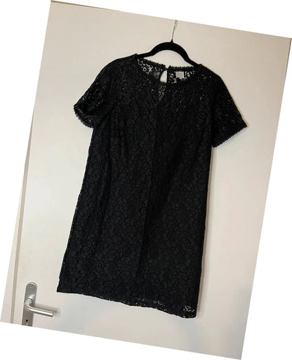 Robe en dentelle fleurie Karl Marc John