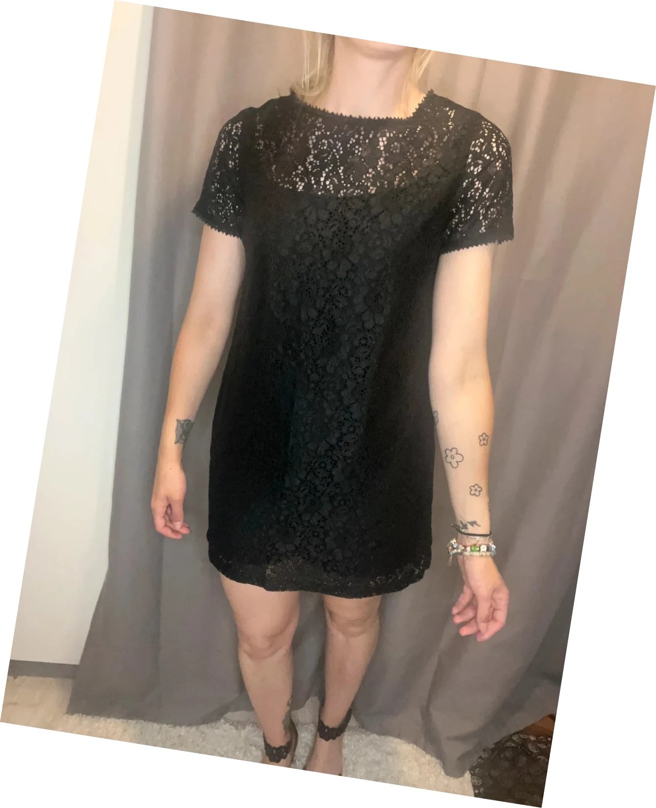 Robe en dentelle fleurie Karl Marc John