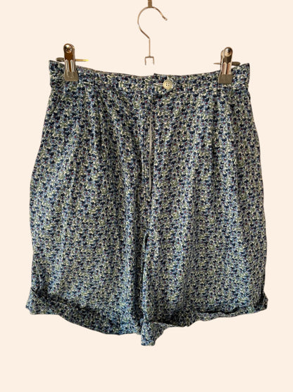 Short vintage léger à fleurs