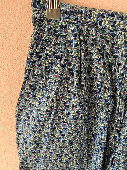 Short vintage léger à fleurs