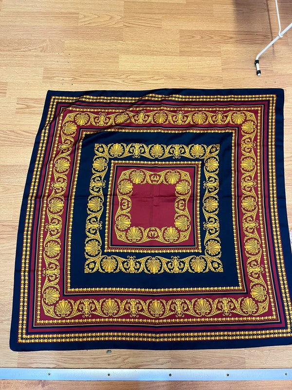 Foulard vintage à motifs 90x90