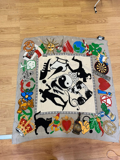 Foulard en soie Moschino Archives 80x85