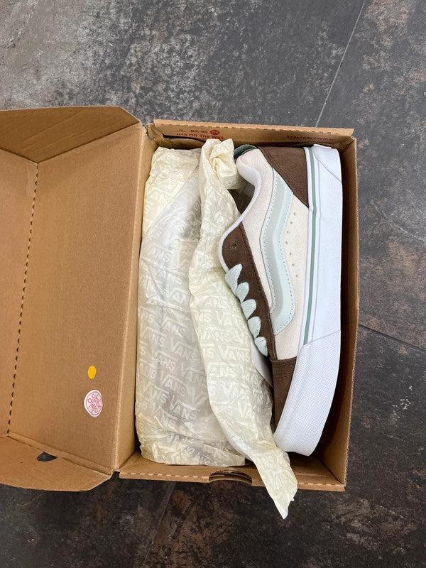 Vans Knu Skool