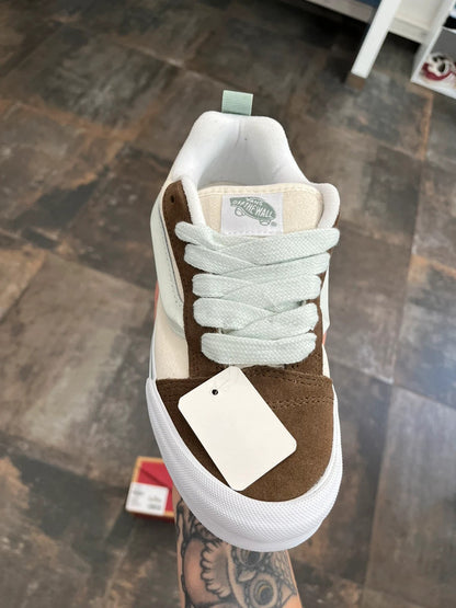 Vans Knu Skool