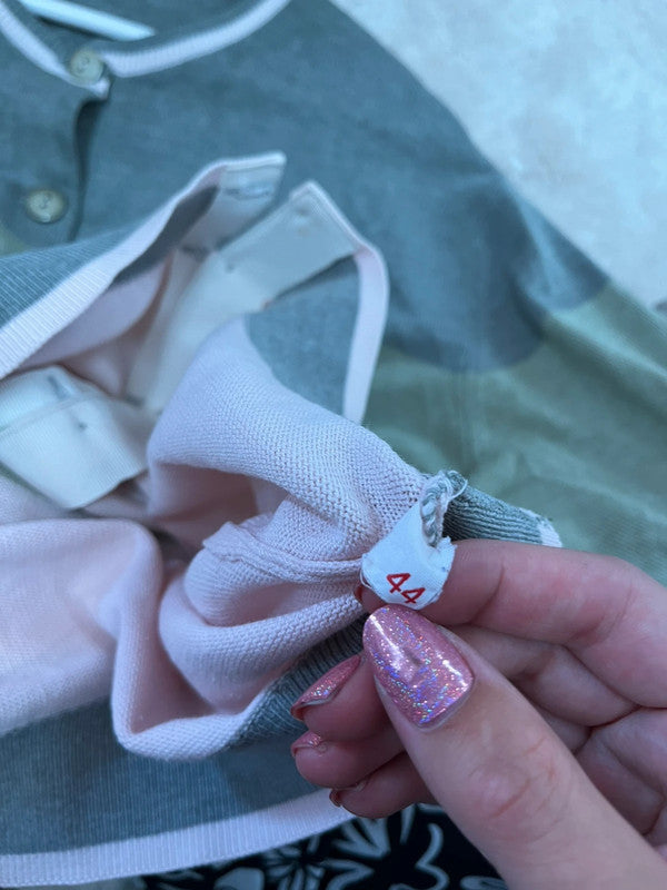 Cardigan à fleurs brodées