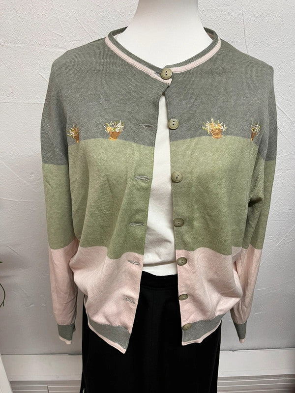 Cardigan à fleurs brodées