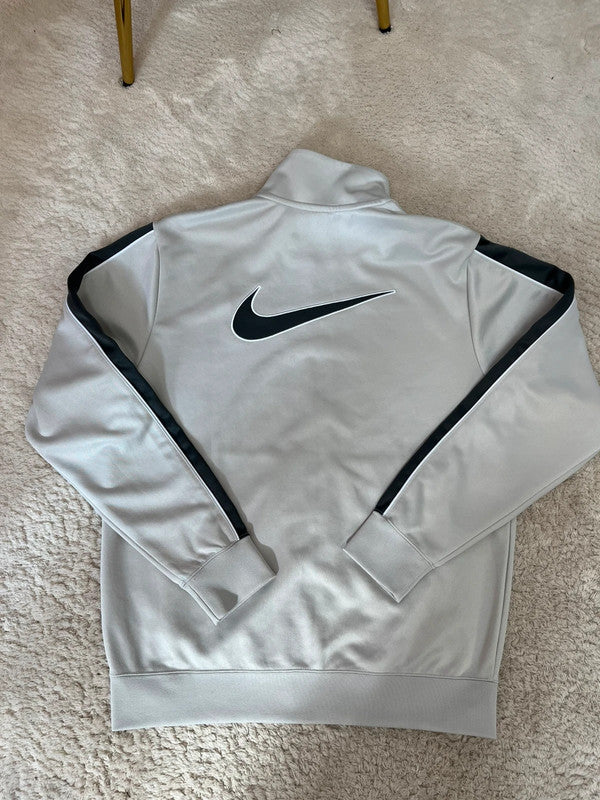 Veste zippée Nike - Logo brodé à l'arrière