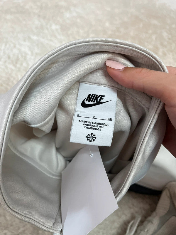 Veste zippée Nike - Logo brodé à l'arrière