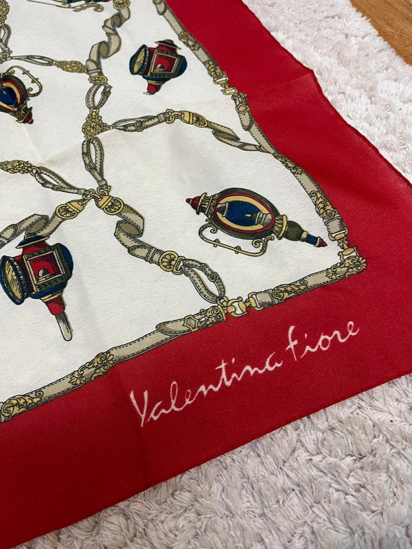Foulard vintage à motifs 80x80