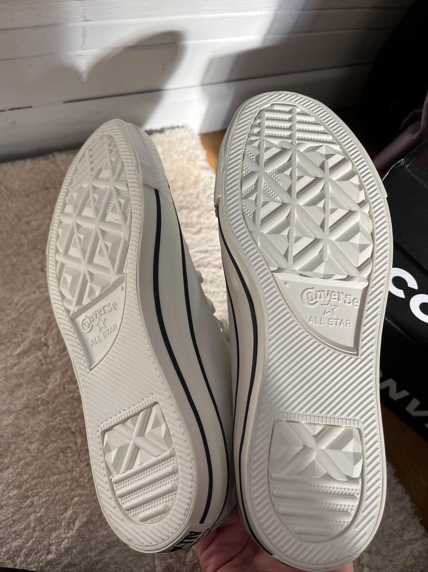 Converse Chuck Taylor All Star Hi fleuries en cuir