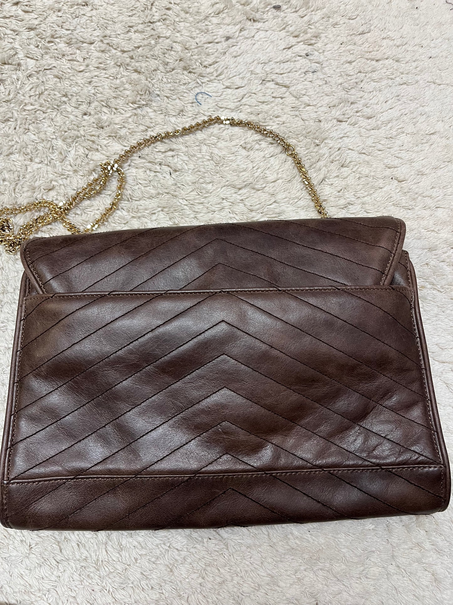 Sac enveloppe en simili-cuir Sézane