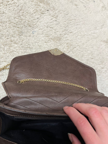 Sac enveloppe en simili-cuir Sézane