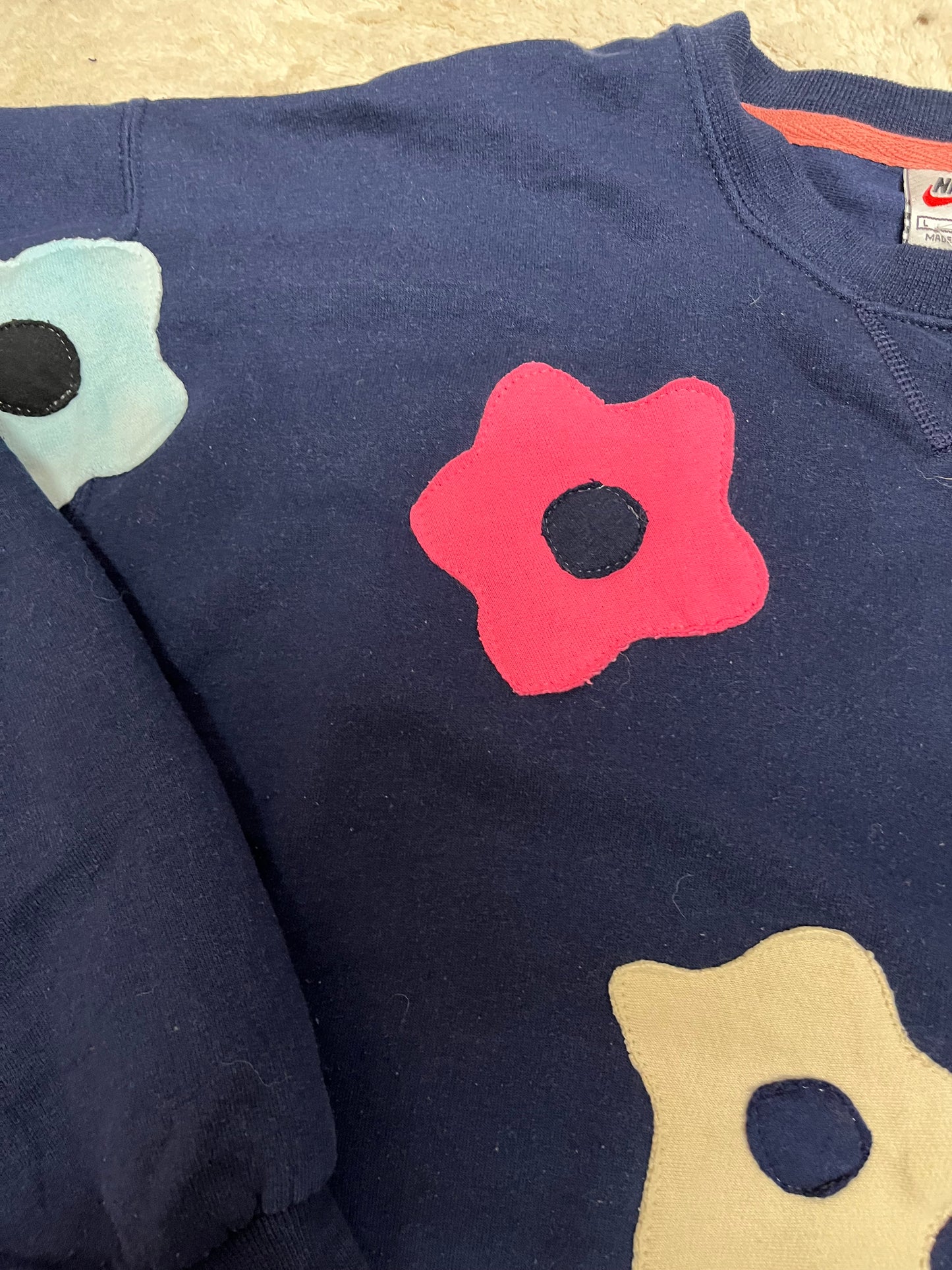 Sweat Crewneck Nike Flowers - Upcycled